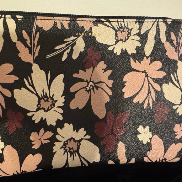 Anne Klein Black Tote Purse, With 2 Gold Medallions and Small pouch Floral. - Picture 8 of 15